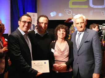 Els tres directors d'Escena Erasmus amb el president del Parlament Europeu, Jerzy Buzek.